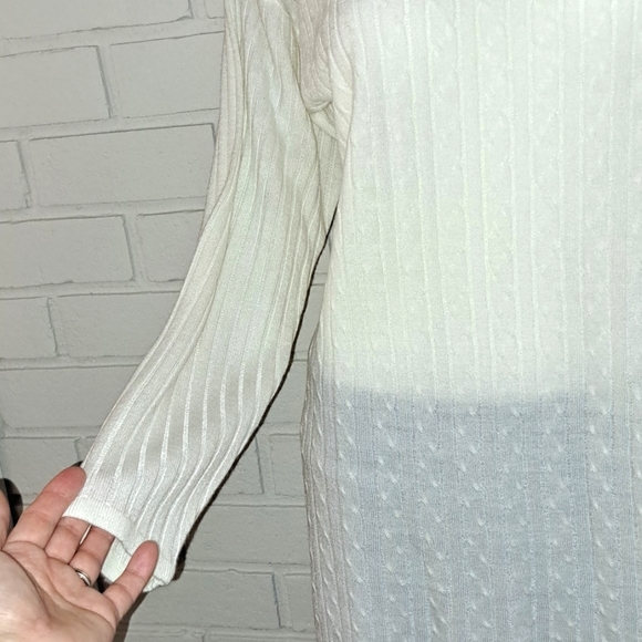 Carolyn Taylor Cream Long Sweater. Size Small NWOT - Picture 4 of 8